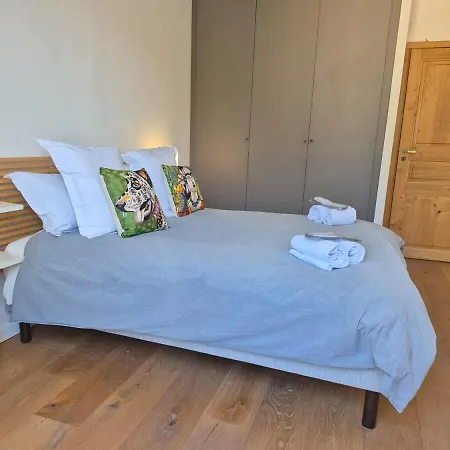 Design Et Lumineux Au Coeur De La Appartement